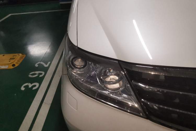 Used Honda Elysion 2015 2.4L VTi-S Prestige Edition Right Front Headlight