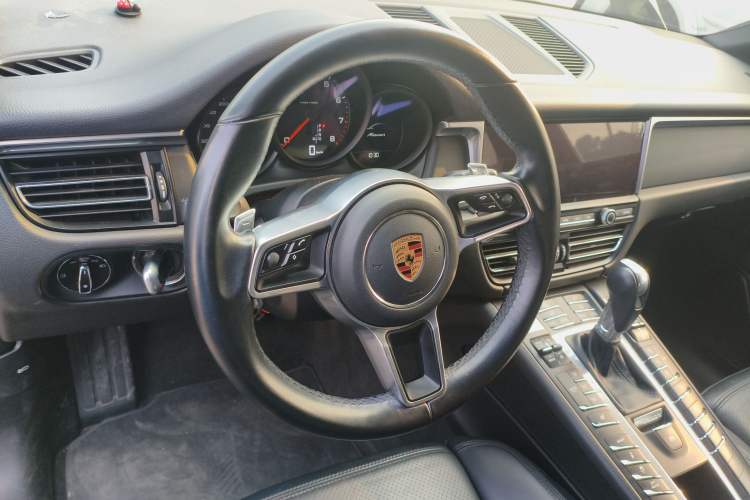 Used Porsche Macan 2020 Macan 2.0T
