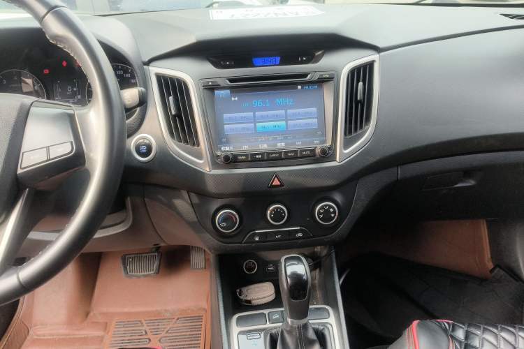 Used Hyundai ix25 2015 1.6L Automatic Two-Wheel Drive Smart GLS Trim