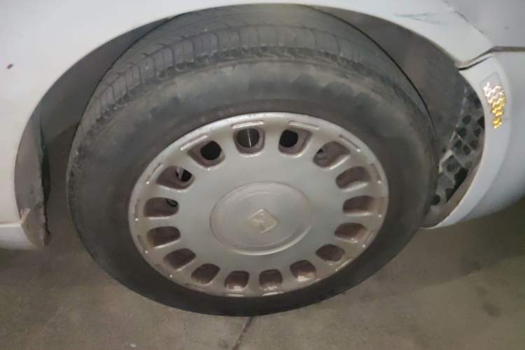 Used Zotye M300 2010 1.6L Gasoline Standard 6-Seater