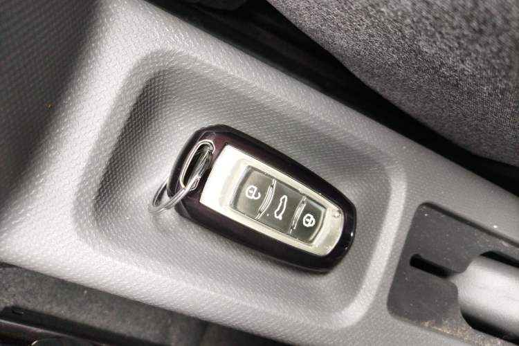 Used Geely Galaxy Panda 2023 Panda Mini 200km Endurance Bear