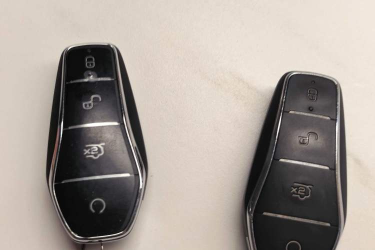 Used BYD Han 2022 DM-i 121KM Luxury Model