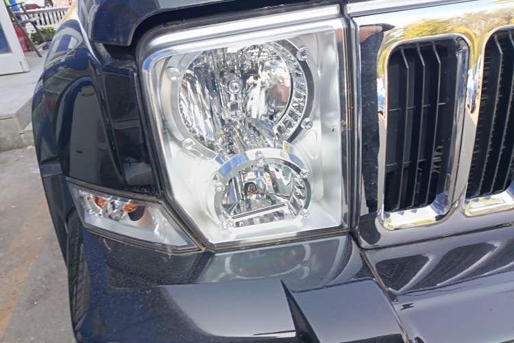 Used Jeep Commander Classic 2008 5.7 HEMI