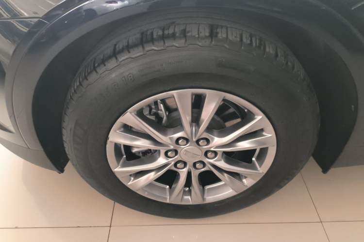 Used Cadillac XT5 2021 28T Four-Wheel Drive Luxury Version