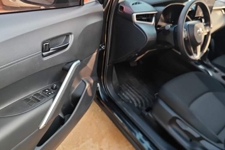 Used Toyota FRONTLANDER 2023 2.0L CVT Elite Edition
