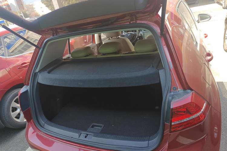 Used Volkswagen Golf 2016 1.6L Automatic Comfort Model