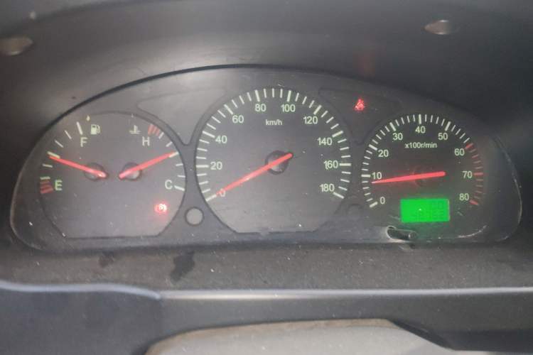 Used Jinbei Hiace 2020 2.0L Express King Series Deluxe Van Standard Roof China VI Emission Standard 1TZS