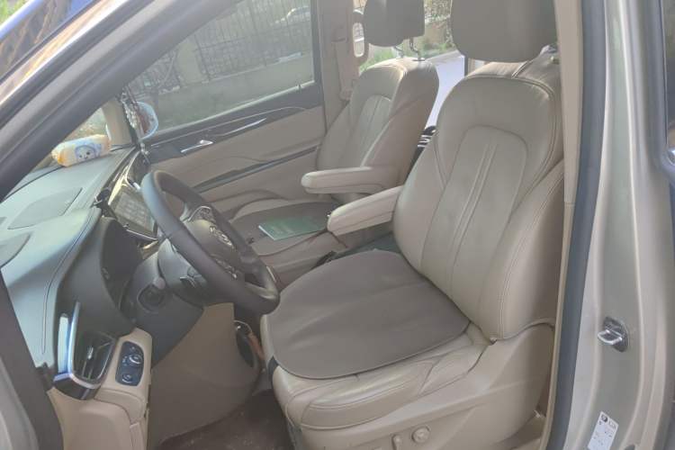 Used Buick GL8 2017 ES 28T Flagship Model China V Standard Left Front Seat