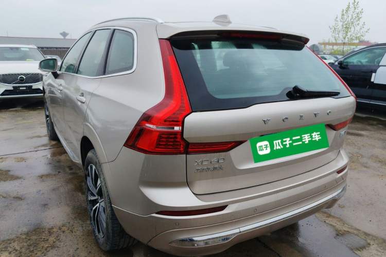 Used Volvo XC60 2025 B5 Four-Wheel Drive Smart & Advanced Luxury Edition Exterior 2