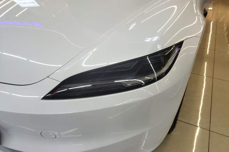 Used Tesla Model 3 2023 Rear-Wheel-Drive Version