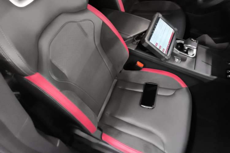 Used JETOUR Dashing 2023 1.5T DCT Starlight Shine Pro Edition
