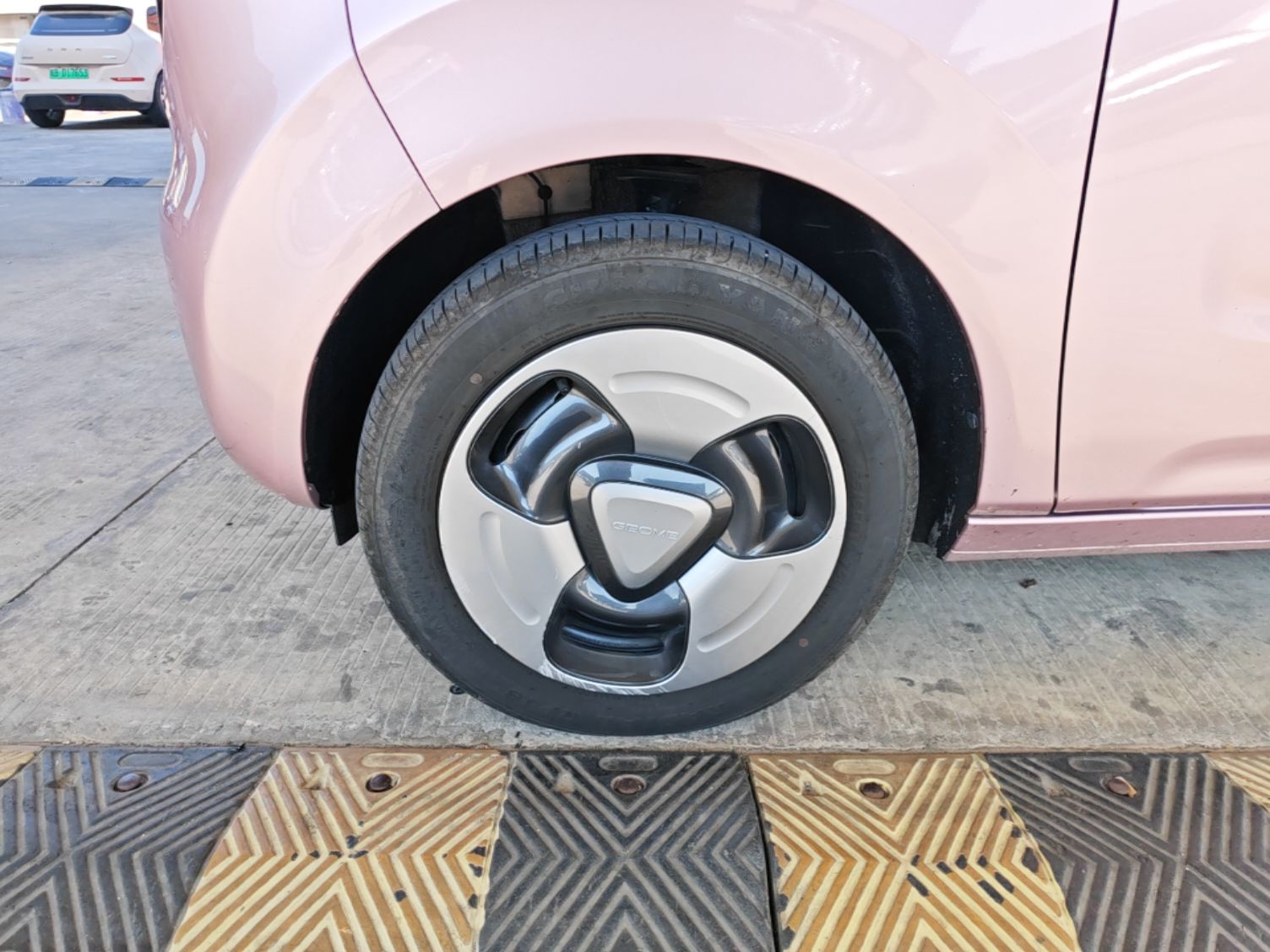 Geely Galaxy Panda 2023 Panda Mini 200km Dynamic Bear — снимка 10