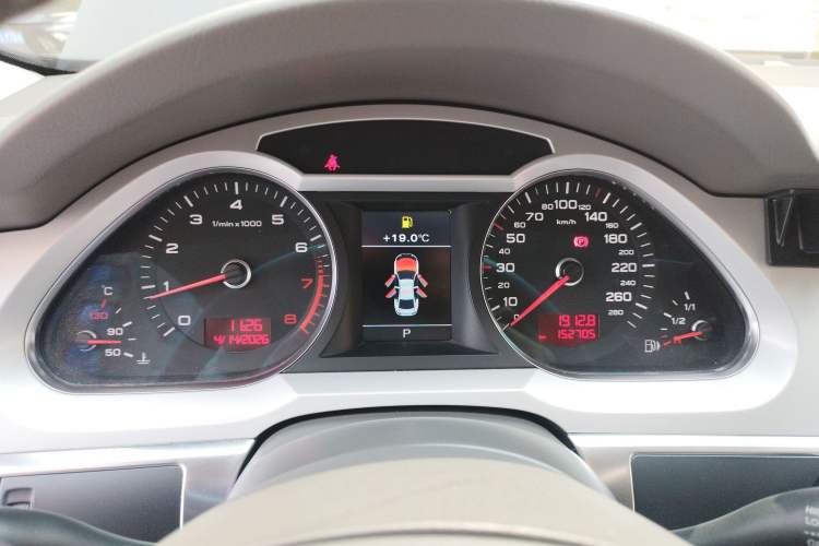 Used Audi A6L 2011 2.0 TFSI Automatic Standard Edition Instrument Cluster