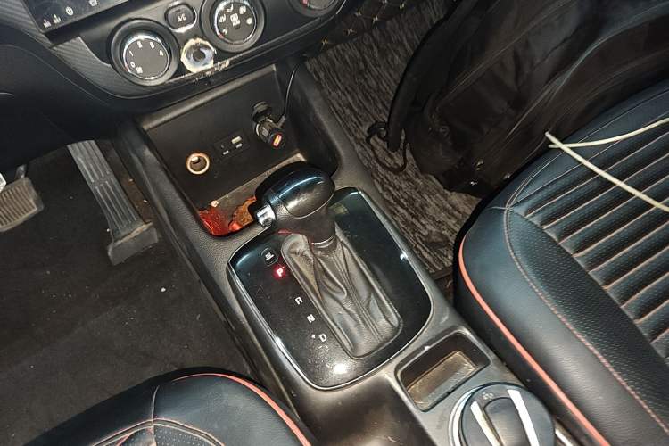 Used Kia K3 2016 1.6L Automatic with Sunroof
