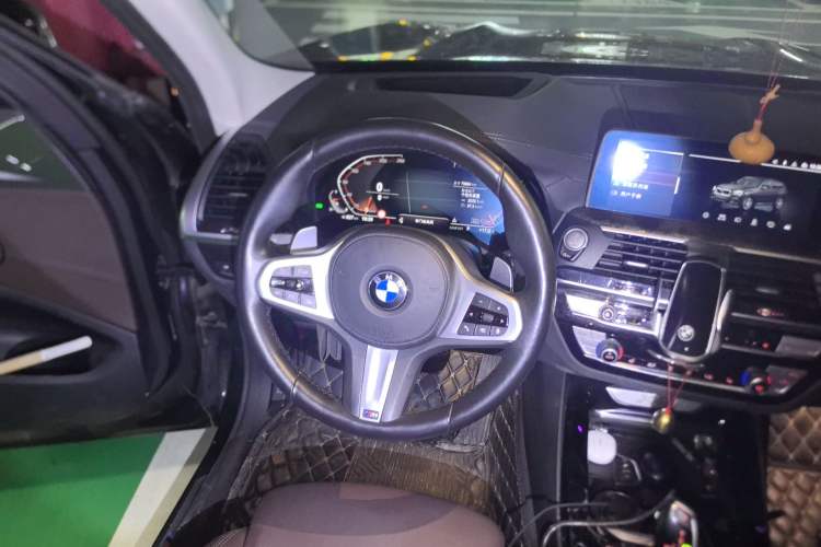 Used BMW X3 2021 xDrive30i Luxury Model with M Sport Package Steering Wheel