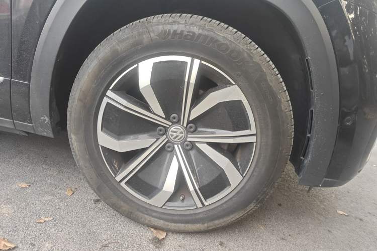 Used Volkswagen Teramont X 2020 330TSI Two-Wheel-Drive Luxury Edition Right Front Wheel Hub