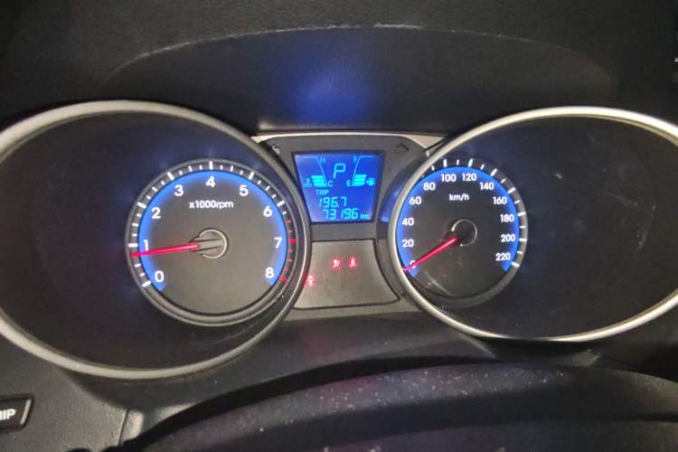 Used Hyundai ix35 2015 2.0L Automatic 2WD Smart Version China V Standard
