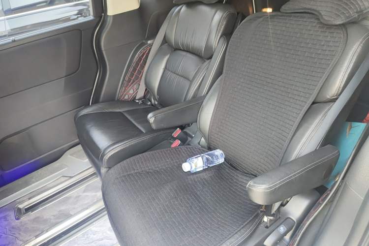 Used Honda Odyssey 2015 Revised Version 2.4L Supreme Edition