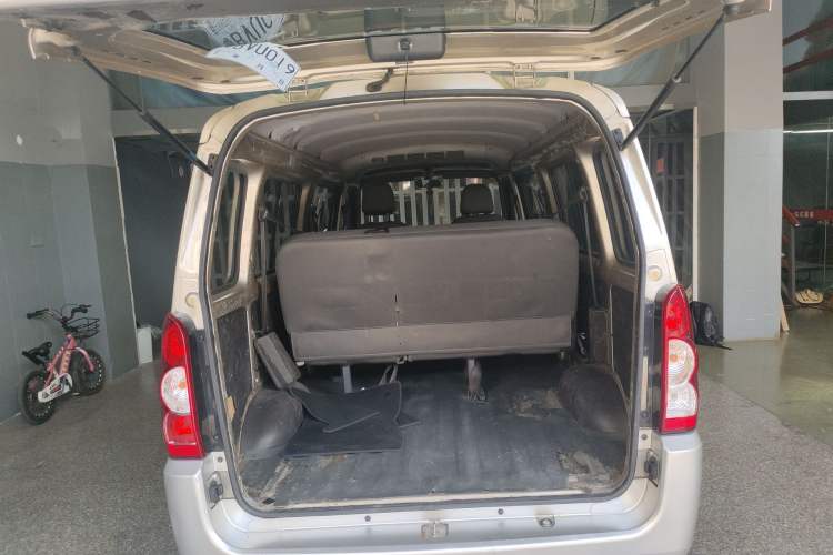 Used Wuling Rongguang EV 2020 Basic Version 7-Seater 300 km