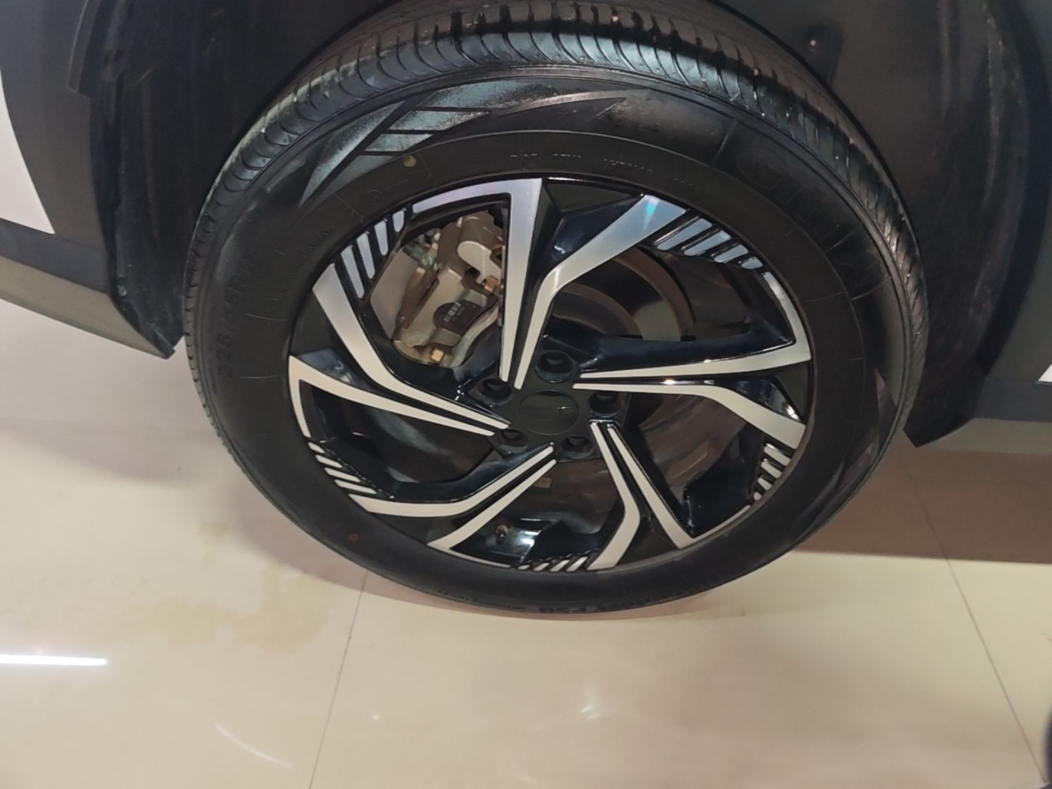 Geely Auto Emgrand X7 Sport 2023 Boyue COOL 1.5TD Smart Connect+ — снимка 11