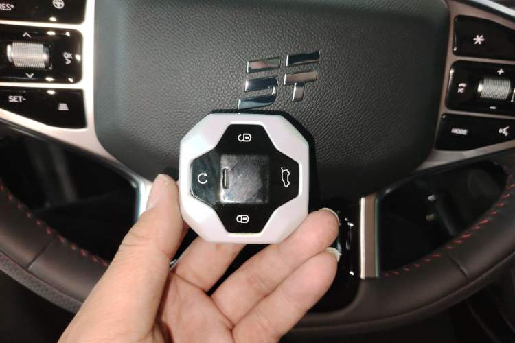 Used JETOUR Traveler 2023 2.0T All-Wheel Drive CrossPRO+
