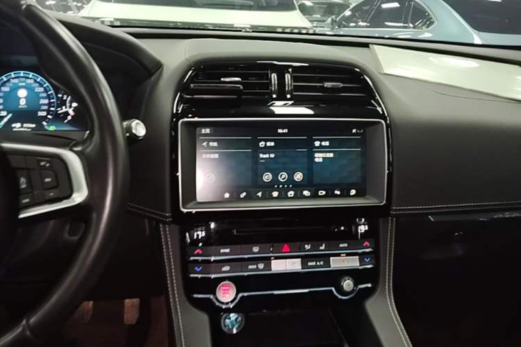 Used Jaguar F-PACE 2018 3.0 SC Four-Wheel Drive R-Sport Sport Edition

