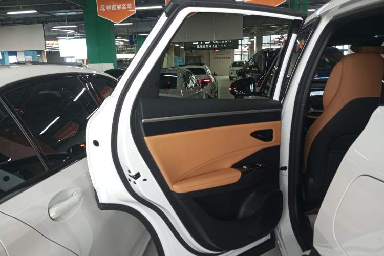 Used Geely Galaxy L7 2023 1.5T 115 km PLUS