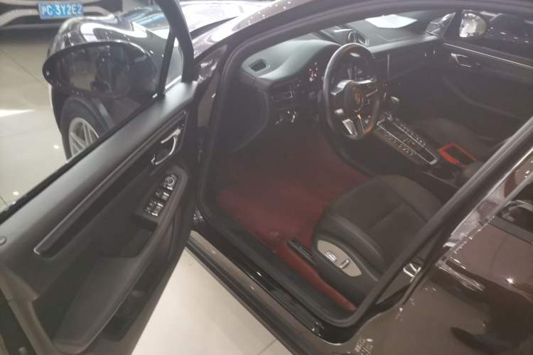 Used Porsche Macan 2018 Macan 2.0T Driver Seat