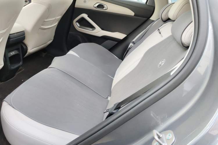 Used BYD Yuan UP 2024 401KM Beyond Edition
