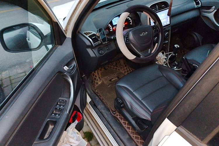 Used Chery Tiggo 3 2015 1.6L Manual Zhishang Sport Edition
