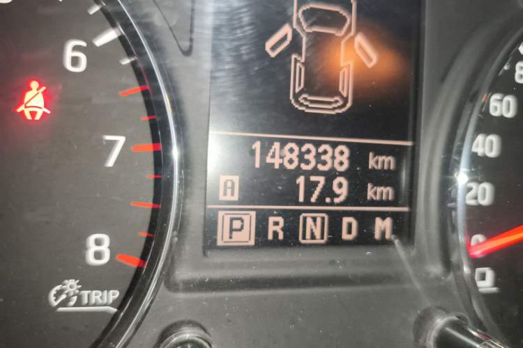 Used Nissan X-Trail 2012 2.5L CVT Luxury Edition 4WD Odometer Close Up