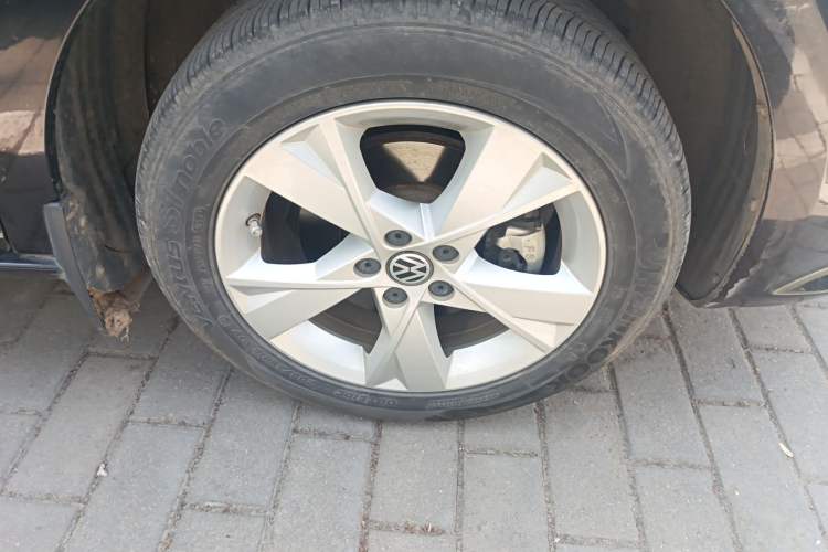 Used Volkswagen Bora 2015 Qihui Edition 1.6L Automatic Fashion Model