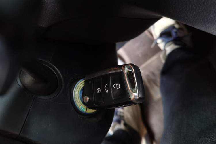 Used Skoda Octavia 2017 1.6L Manual Smart Drive Edition Vehicle Key