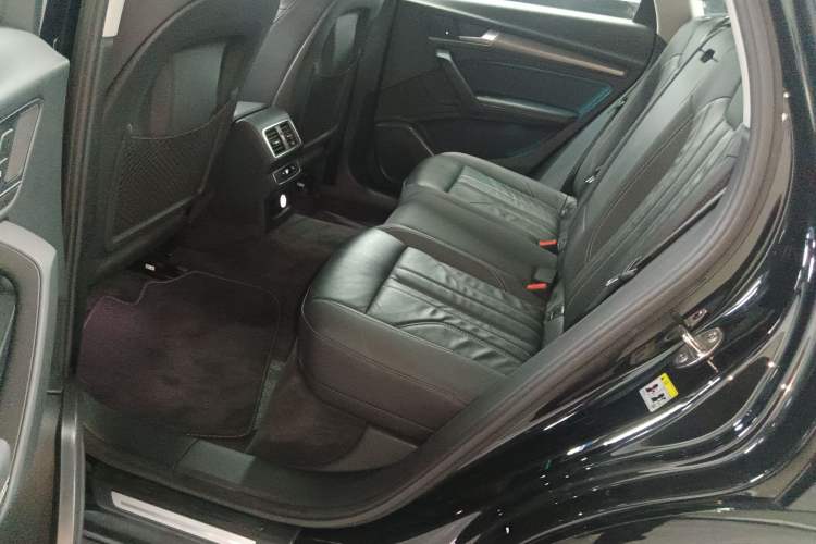 Used Audi Q5L 2022 Updated 40T Luxury Dynamic Edition Left Rear Seat