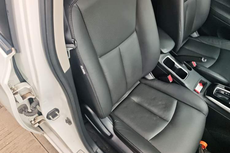 Used Nissan Sylphy 2018 1.6XV CVT Deluxe Edition Right Front Seat
