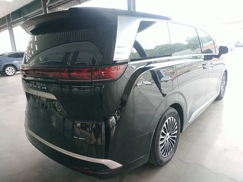Used Denza D9 2024 EV 600 Four-Wheel-Drive Flagship Model — 6