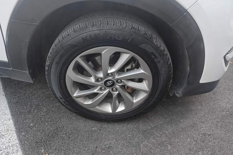 Used Hyundai Tucson 2015 1.6T Dual-Clutch Two-Wheel-Drive Smart Model
