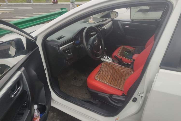 Used Toyota Levin 2016 1.6G CVT Elite Edition Driver Seat