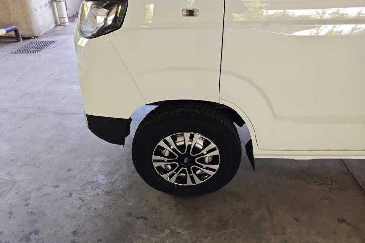 Used Karry Jiangtun E5 2025 Model Entrepreneur Edition—36.8 kWh, 6-seater
