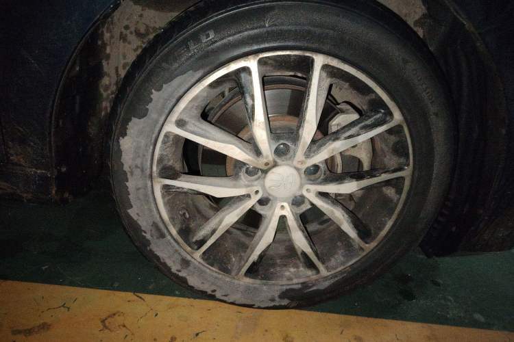 Used BYD Song MAX 2018 1.5T Automatic Smart Connect Luxury 6-Seater