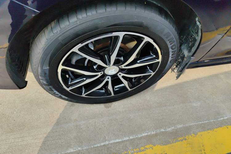 Used BYD Song MAX 2017 1.5T Automatic Smart Connect Luxury 7-Seater
