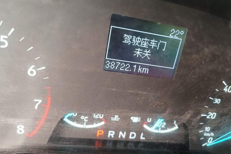 Used Ford EcoSport 2018 1.5L Automatic Platinum Wing Model
