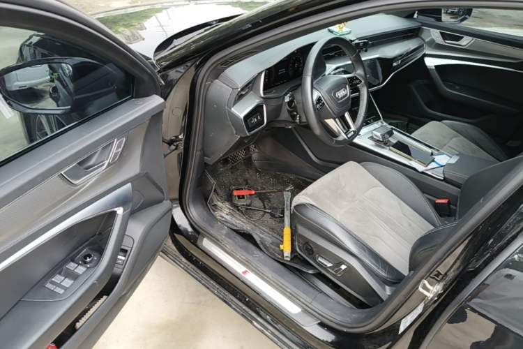 Used Audi A6L 2023 Revised 40 TFSI Luxury Dynamic Edition
