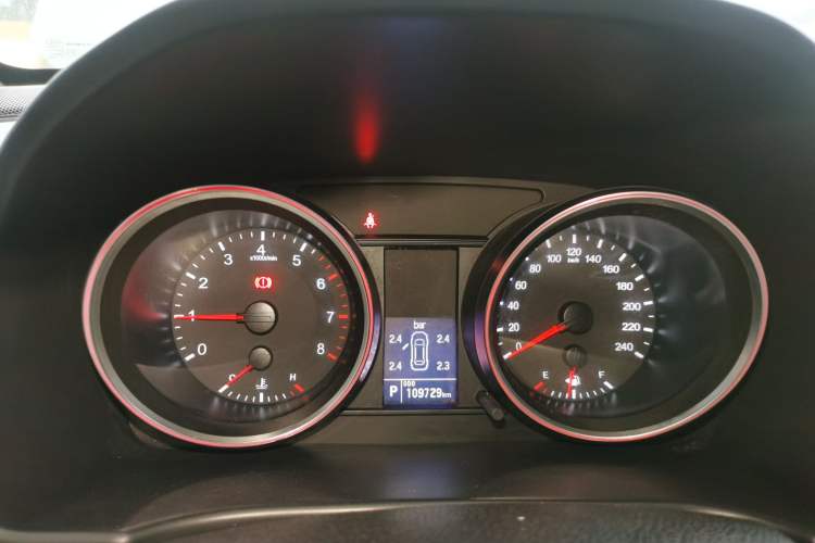 Used Haval H6 2015 Sport Edition 1.5T Automatic Two-Wheel Drive Luxury Model Instrument Cluster