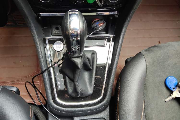 Used Volkswagen C-TREK 2017 230TSI DSG Luxury Model