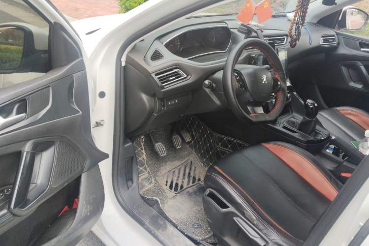 Used Peugeot 308 2016 1.6L Manual Fashion Edition Driver Seat