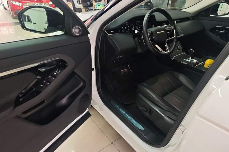 Used Land Rover Range Rover Evoque 2021 Range Rover Evoque 200 PS R-Dynamic Standard Elite Edition