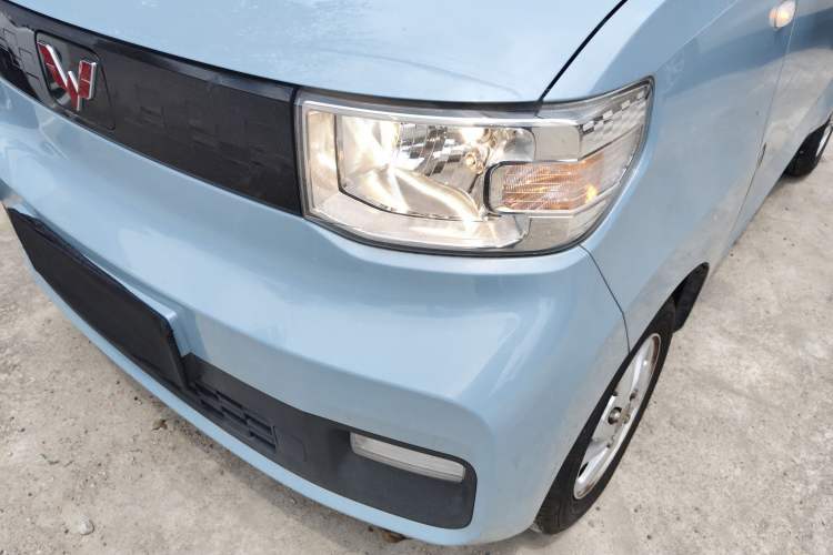 Used Wuling Hongguang MINIEV 2021 Macaron Premium Model – Lithium Iron Phosphate