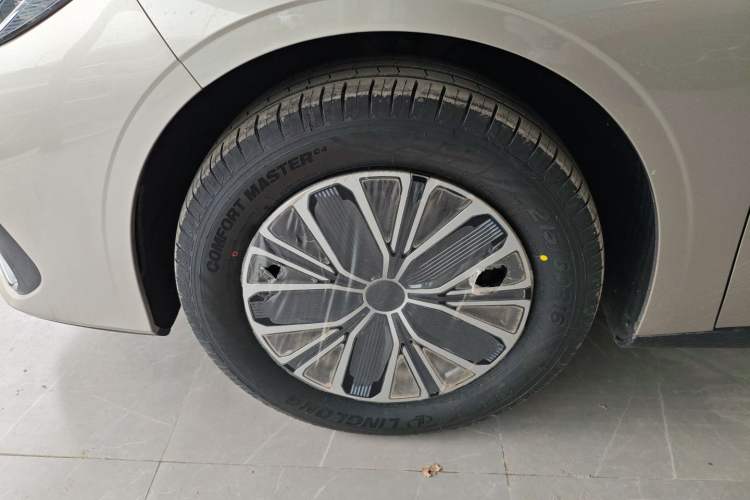 Used Geely Galaxy Galaxy Stellar 6 2026 Model 125km Free-Style Edition