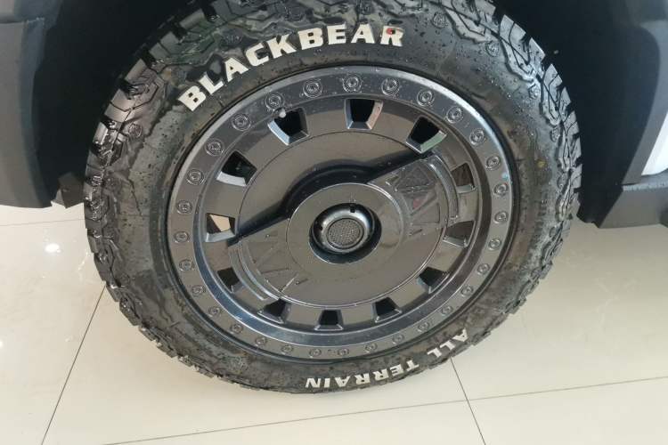 Used JETOUR Traveler 2024 2.0T All-Wheel-Drive Silver Dragon Wings
